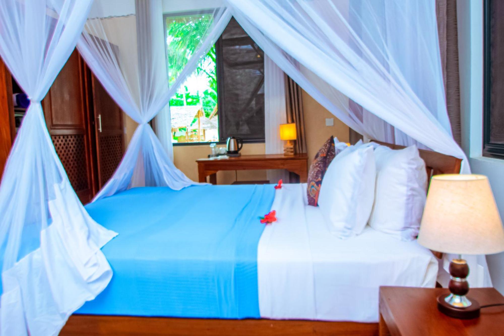 Manolo Beach Resort Uroa Exterior foto
